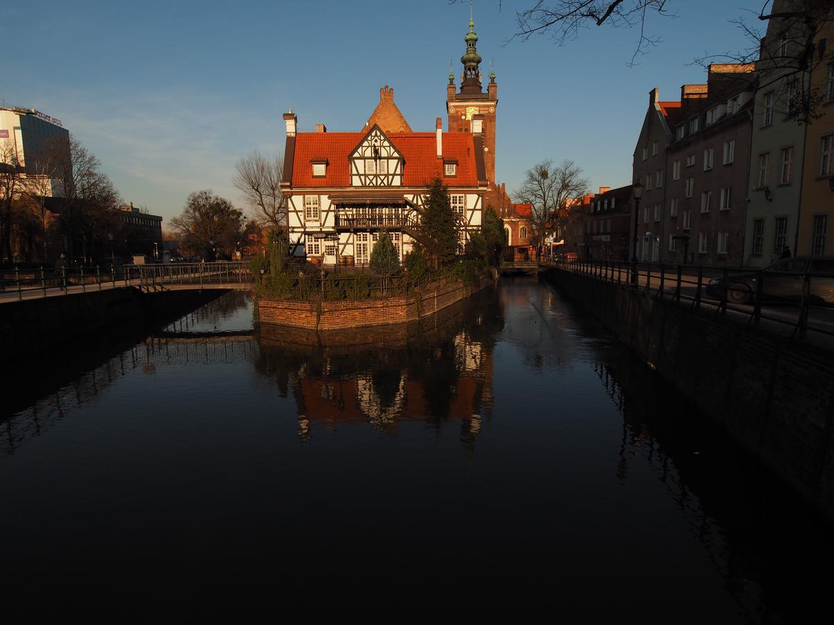 Grand Tourist Gemini Lägenhet Gdańsk Exteriör bild
